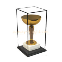 The creative showcase display cabinet is customized, opening the door for business!