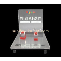 What is the difference between a custom display and a wholesale display?