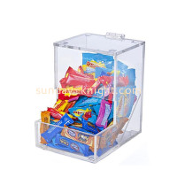 Enhancing Food Presentation with Custom Acrylic Supermarket Flip-Top Food Box and Dessert Display Stand
