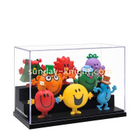 Acrylic Showcase Enhancing Retail Displays with Style and Clarity