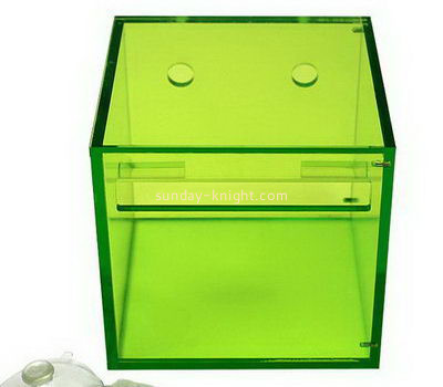 Square green acrylic tissue paper box DBK-1031