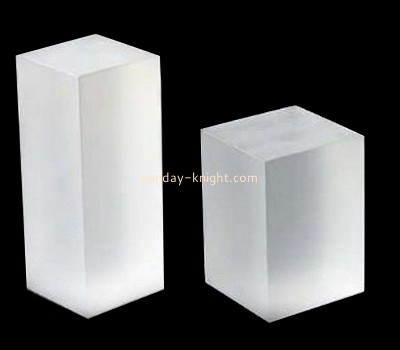 Custom plexiglass display cubes CAK-107