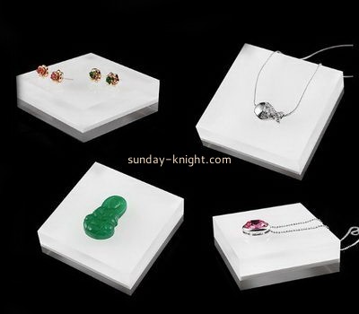 Shop display stands suppliers customized acrylic block jewelry store display JDK-405