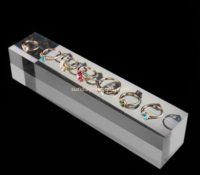 Customize acrylic jewelry ring holder JDK-520