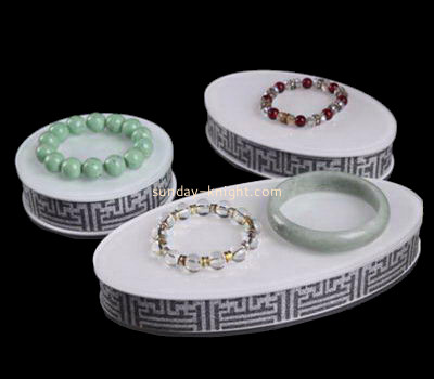 Customize lucite bangle holder JDK-630