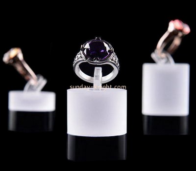 Plexiglass display manufacturer custom acrylic jewellery ring display blocks JDK-711