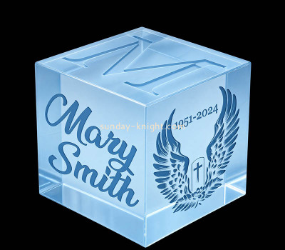 Custom engraved acrylic cube sign CAK-456