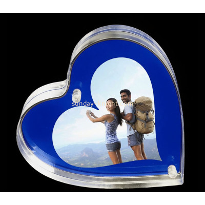 Custom plexiglass heart shaped magnetic photo block APK-155